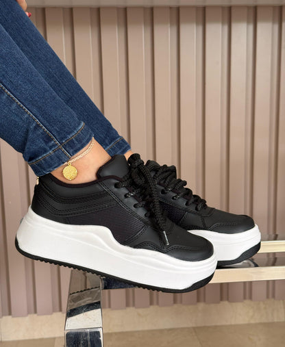 Tenis Urbanos Romana – Ligeros, Frescos y Versátiles