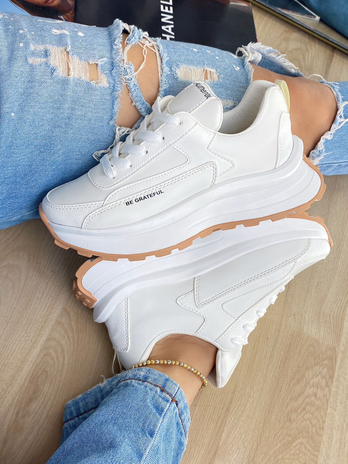 Tenis Urbanos Lorens Abril – Modernos, Livianos y Versátiles