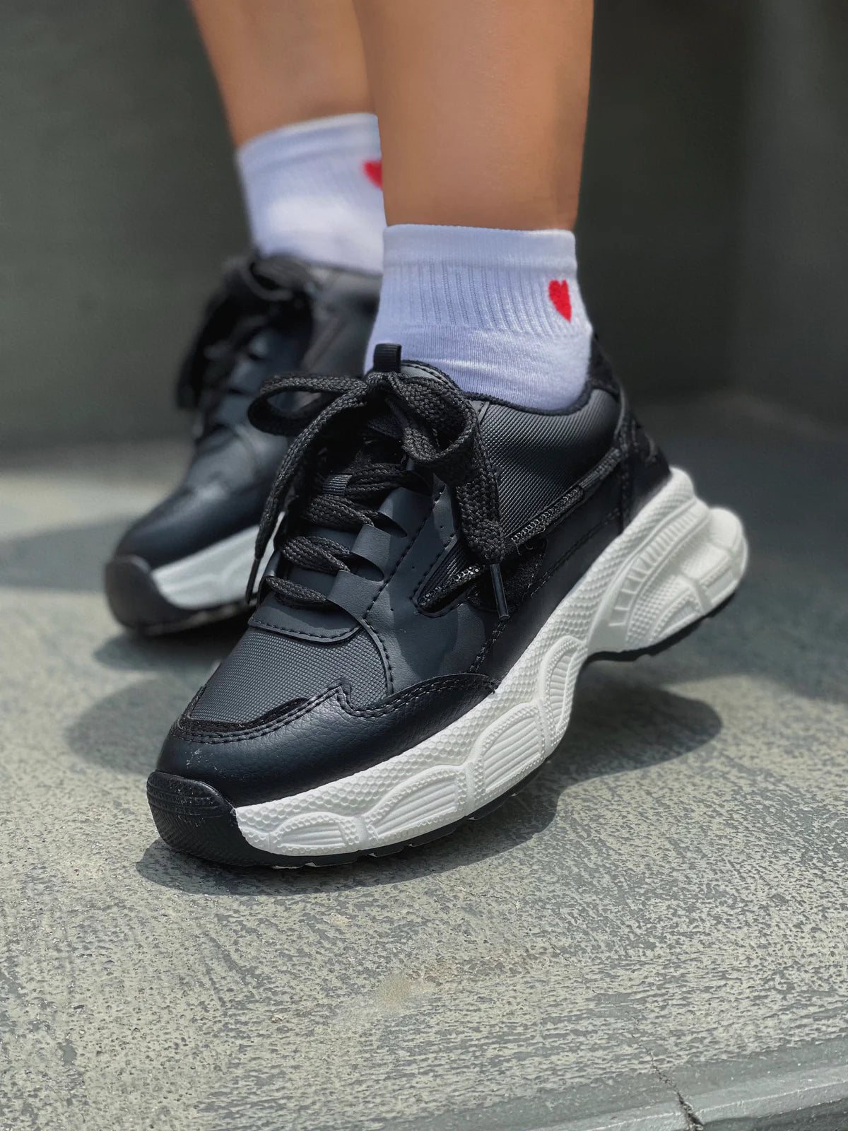 Tenis Glam V613 Para Mujer – Estilo y Confort Todo el Día